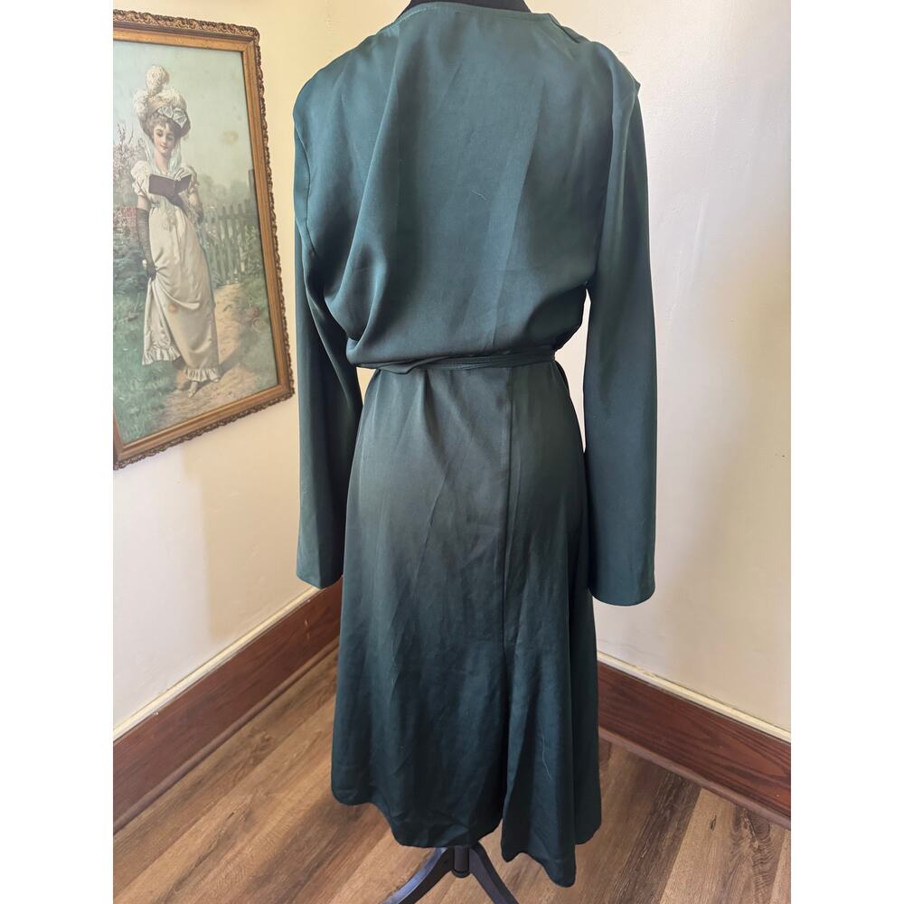 NWT ASOS DESIGN Forest Green Satin Wrap Midi Dress Long Sleeve US 8 - Picture 5 of 6